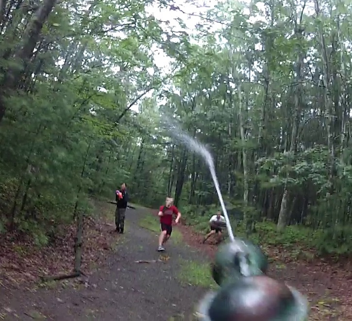 vlcsnap-2013-08-01-16h34m54s156s.jpg