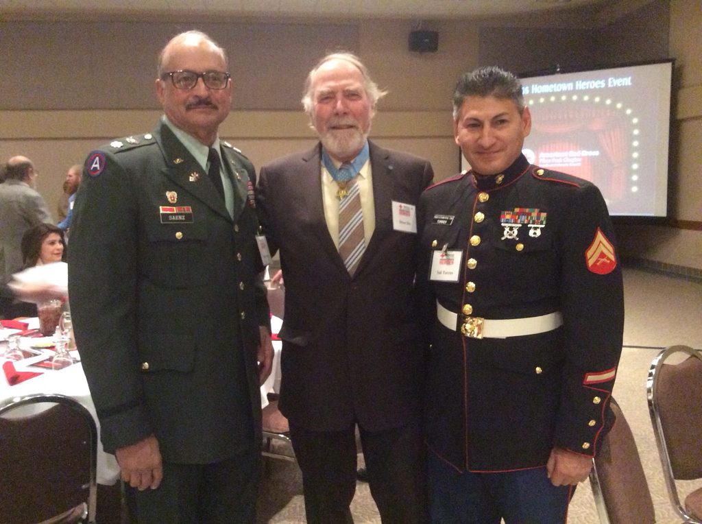 Us Marine Pic with MOH.jpg